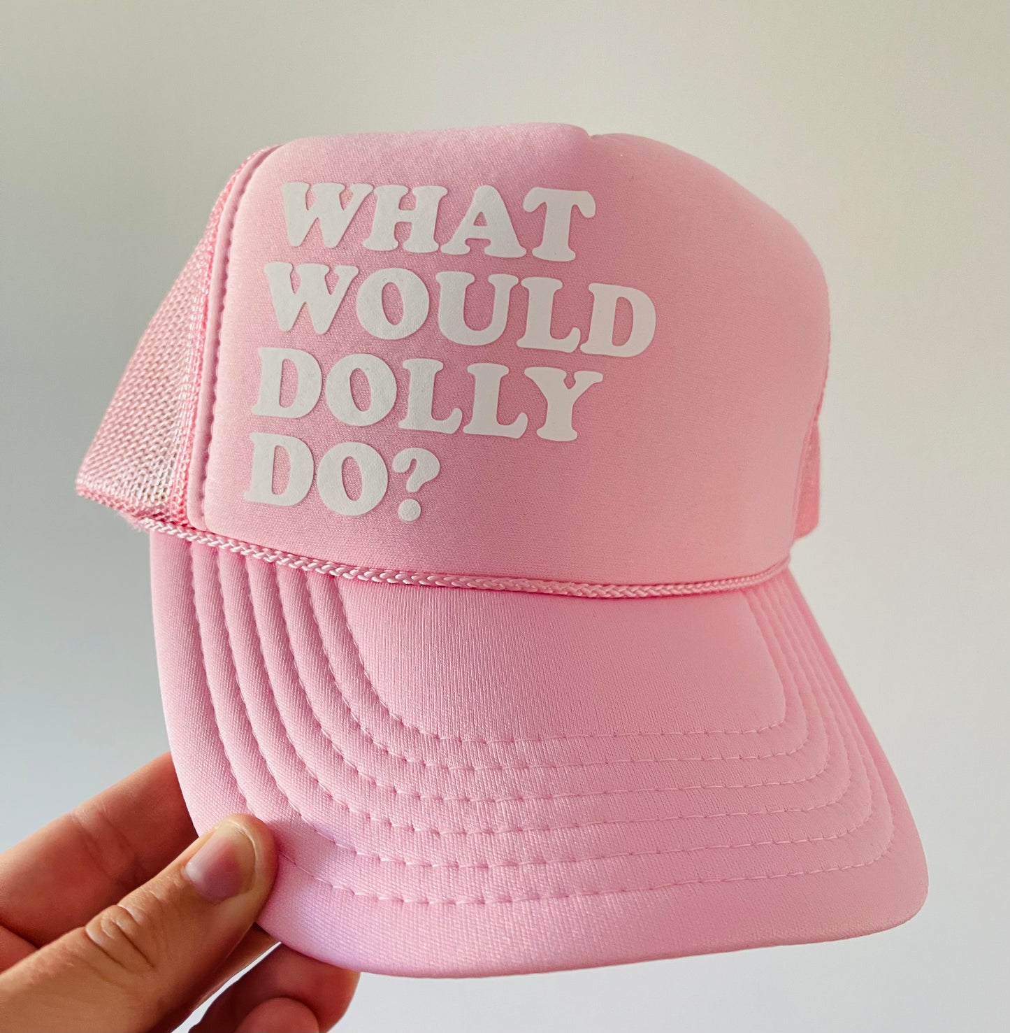 WHAT WOULD DOLLY DO?