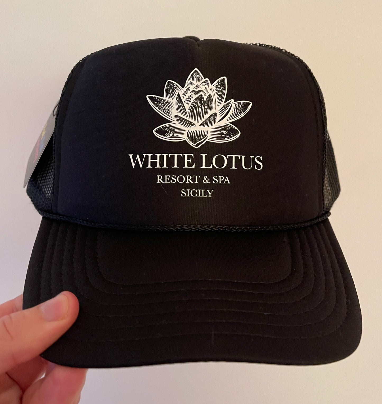 WHITE LOTUS RESORT & SPA