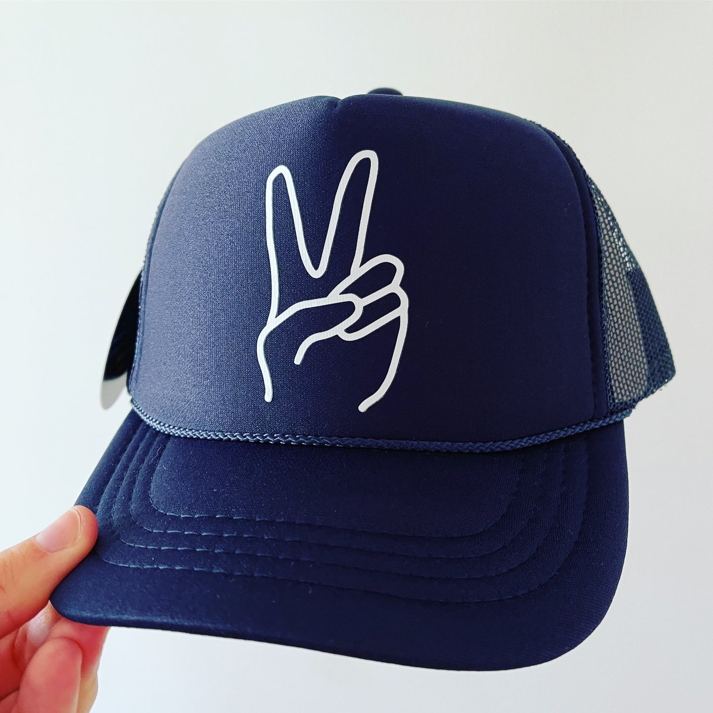 ✌🏻