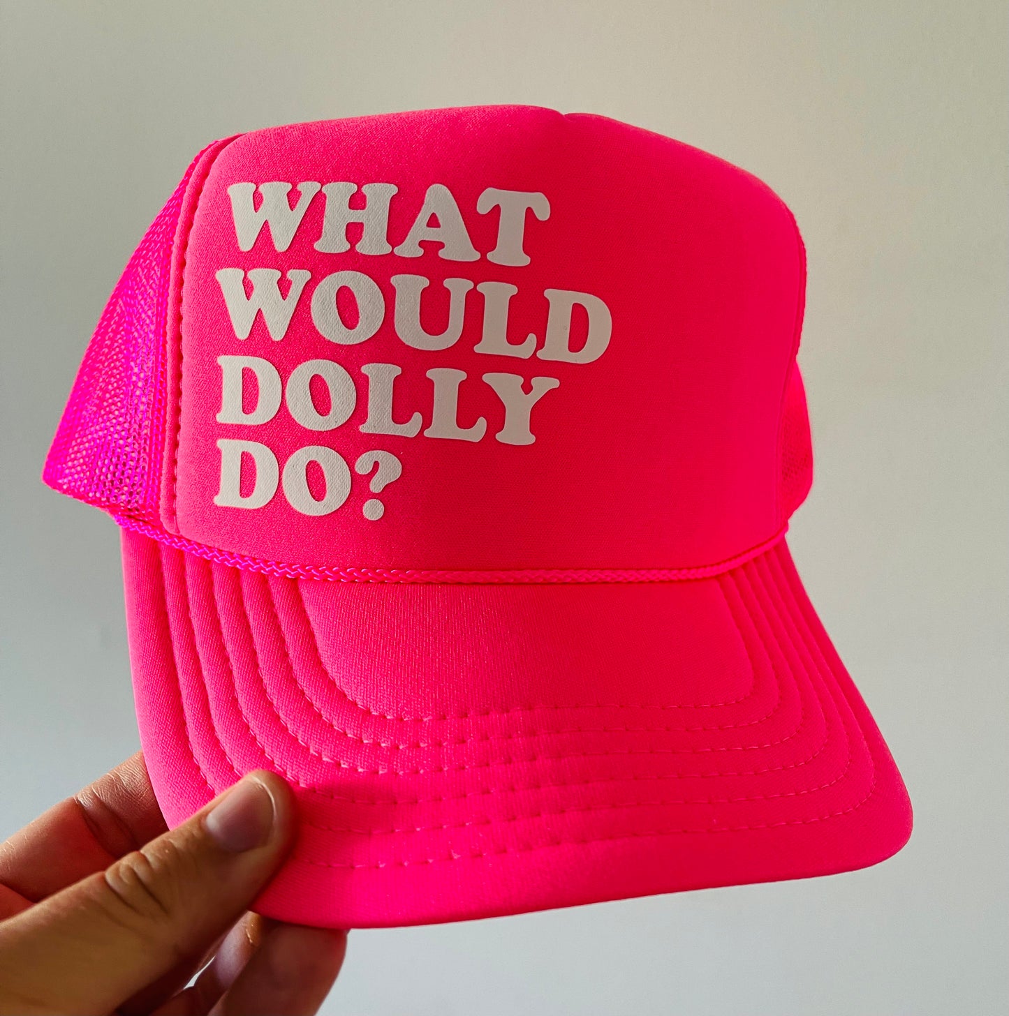 WHAT WOULD DOLLY DO?